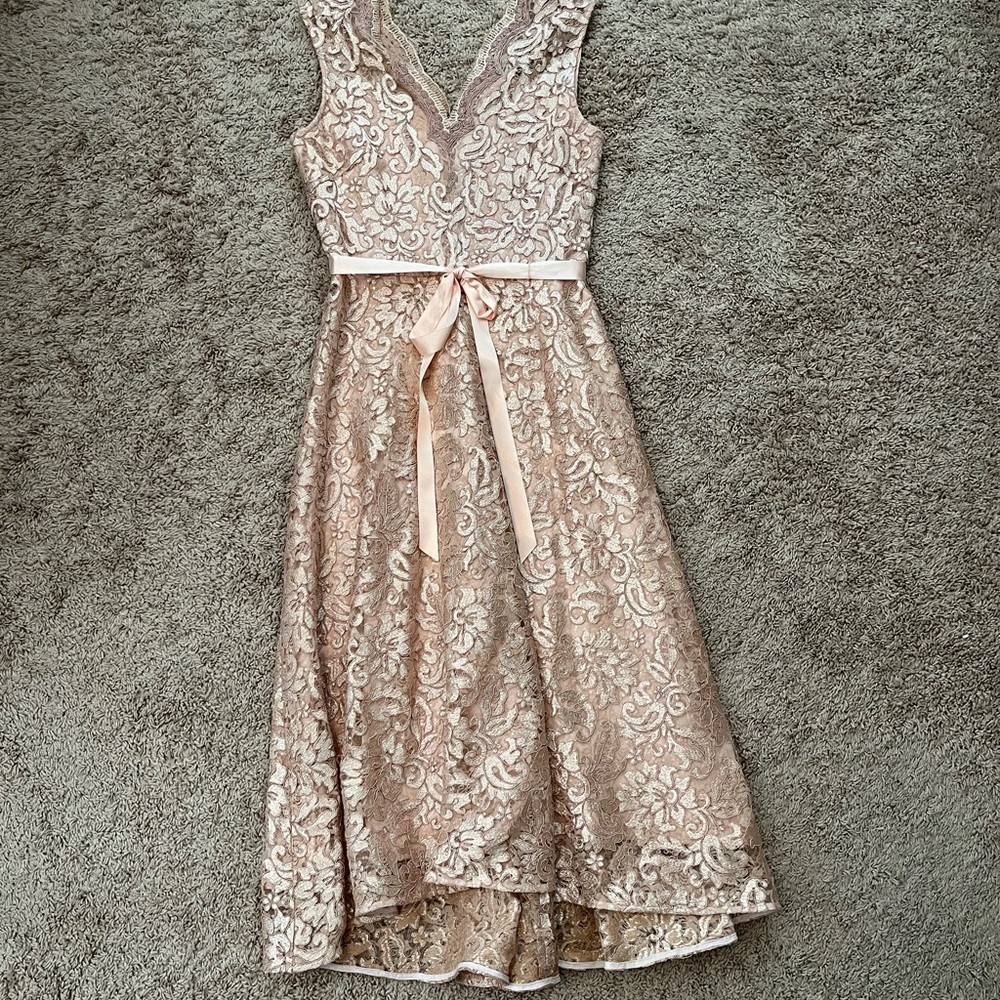 Tahari Formal Dress. Sz 4
